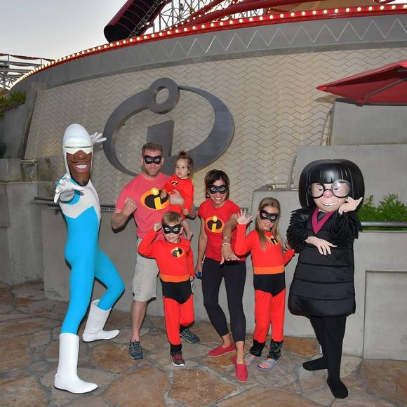 Meet your Posher, Larissa - Picture 1 of 1